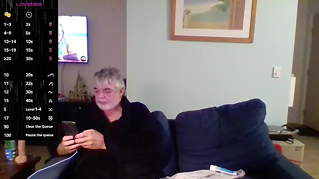 Snapshot of Skoona73 chatting on 04.21.26 Skoona73 online show from 04.21.26