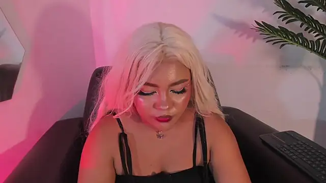 cherry chel online show from 01.30.25