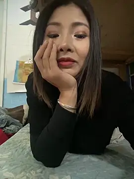 Snapshot of MiMi_0293 chatting on 12.10.24 MiMi 0293 online show from 12.10.24