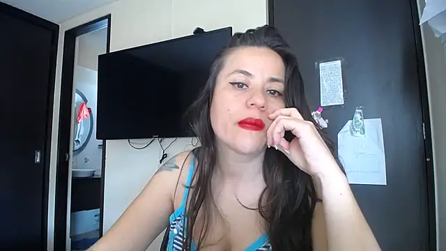 KAROLCANDY online show from 11.21.25