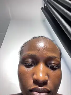 Curvixx online show from 12.17.25