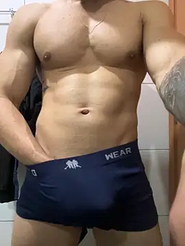 Snapshot of Lb20gostoso chatting on 10.04.25 Lb20gostoso online show from 10.04.25