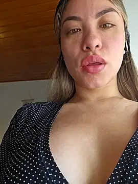 Karen San Miguel online show from 01.19.25