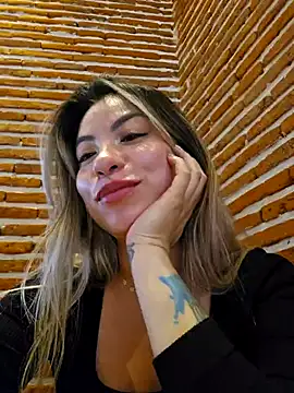 Karen San Miguel online show from 01.29.25