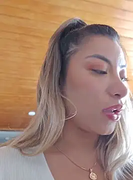 Karen San Miguel online show from 02.22.25