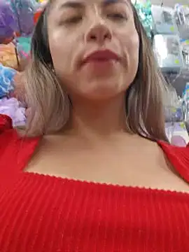 Karen San Miguel online show from 03.02.25