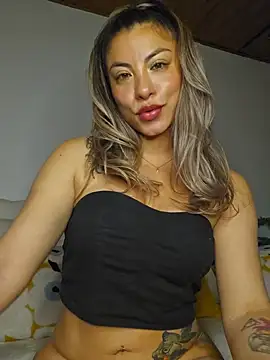 Karen San Miguel online show from 03.09.25