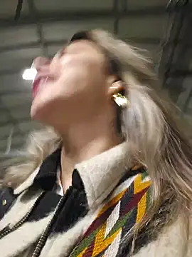 Karen San Miguel online show from 03.13.25