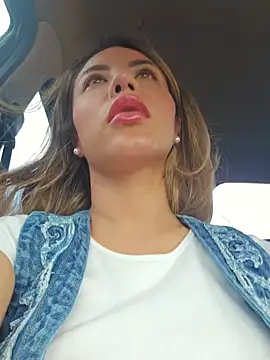 Karen San Miguel online show from 09.11.25