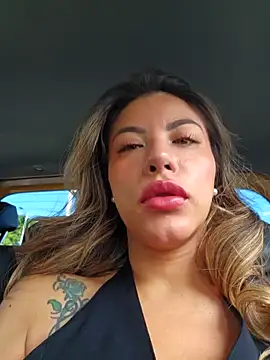 Karen San Miguel online show from 11.07.25