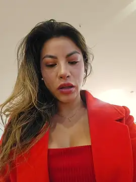 Karen San Miguel online show from 03.02.26