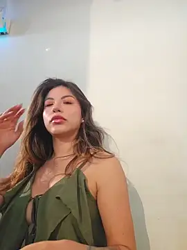 Karen San Miguel online show from 03.07.26