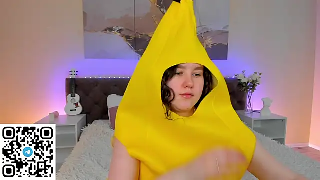 Ariella Sol online show from 01.13.25