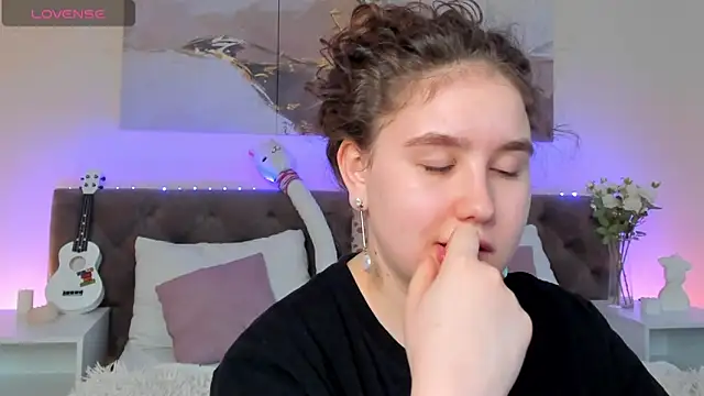 Ariella Sol online show from 01.21.25