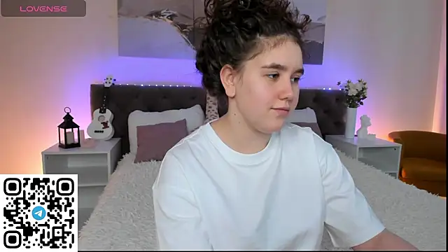 Ariella Sol online show from 01.28.25