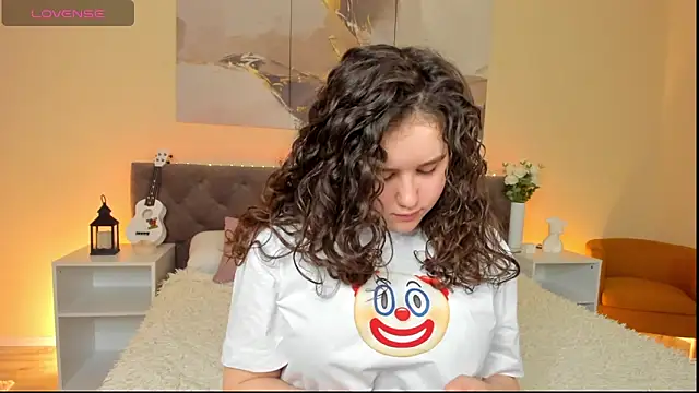 Ariella Sol online show from 02.03.25