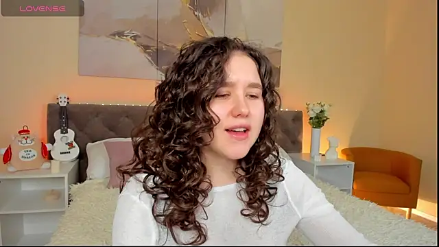 Ariella Sol online show from 02.06.25