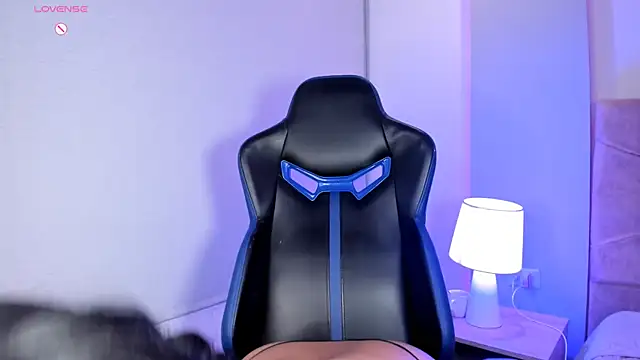 Cameliaa Smiith online show from 02.21.25