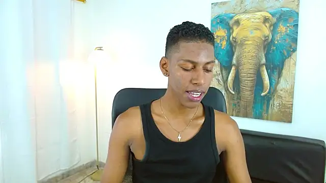 maiki18  online show from 11.13.25