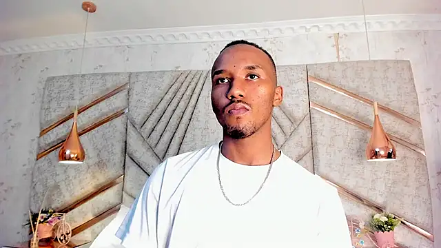 Snapshot of JamesParck chatting on 01.14.25 JamesParck online show from 01.14.25