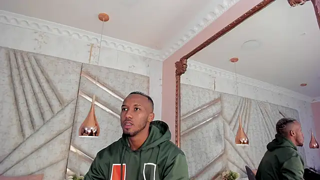 Snapshot of JamesParck chatting on 03.08.25 JamesParck online show from 03.08.25