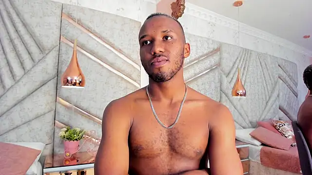 Snapshot of JamesParck chatting on 03.13.25 JamesParck online show from 03.13.25