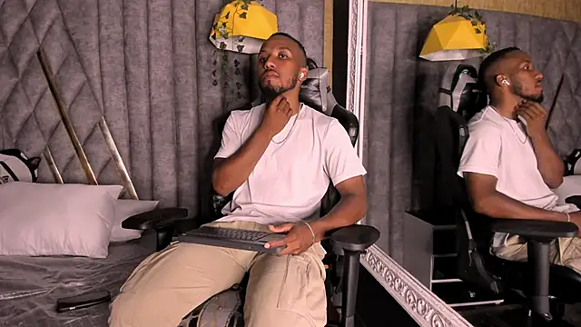 JamesParck online show from 04.12.26