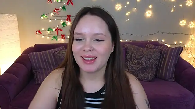 Snapshot of miki_miki_cutie_ chatting on 12.24.24 miki miki cutie online show from 12.24.24