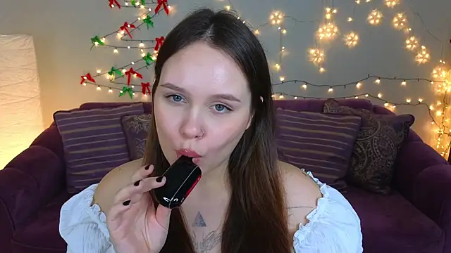 Snapshot of miki_miki_cutie_ chatting on 01.07.25 miki miki cutie online show from 01.07.25