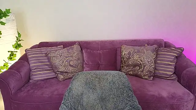 Snapshot of miki_miki_cutie_ chatting on 01.13.25 miki miki cutie online show from 01.13.25