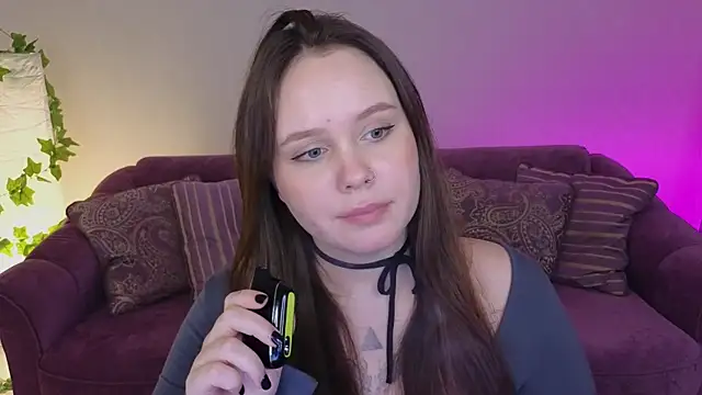 Snapshot of miki_miki_cutie_ chatting on 01.22.25 miki miki cutie online show from 01.22.25