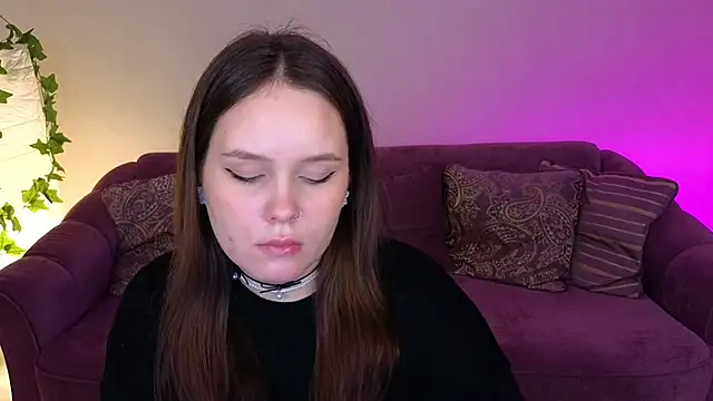 Snapshot of miki_miki_cutie_ chatting on 01.25.25 miki miki cutie online show from 01.25.25