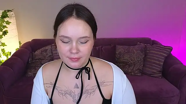 Snapshot of miki_miki_cutie_ chatting on 01.30.25 miki miki cutie online show from 01.30.25