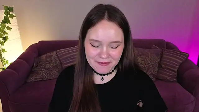 Snapshot of miki_miki_cutie_ chatting on 02.04.25 miki miki cutie online show from 02.04.25