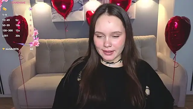 Snapshot of miki_miki_cutie_ chatting on 02.15.25 miki miki cutie online show from 02.15.25