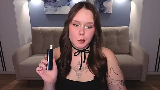 Snapshot of miki_miki_cutie_ chatting on 03.15.25 miki miki cutie online show from 03.15.25