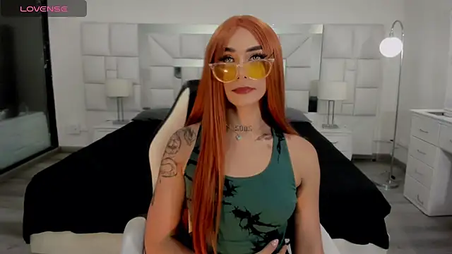 AdharaaMoon online show from 11.10.25