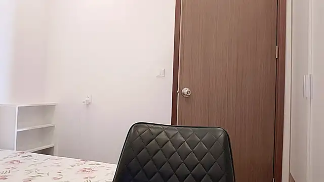 Sugar2k5 online show from 04.14.26