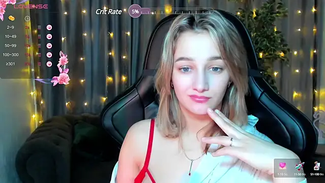 Snapshot of Sinty_Noria chatting on 01.14.25 Sinty Noria online show from 01.14.25