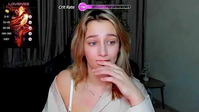 Snapshot of Sinty_Noria chatting on 02.03.25 Sinty Noria online show from 02.03.25