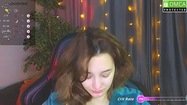 Snapshot of Sinty_Noria chatting on 09.16.25 Sinty Noria online show from 09.16.25