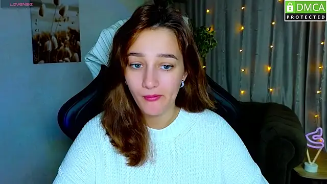 Snapshot of Sinty_Noria chatting on 10.02.25 Sinty Noria online show from 10.02.25