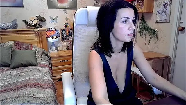 Kendra Mom online show from 12.05.24
