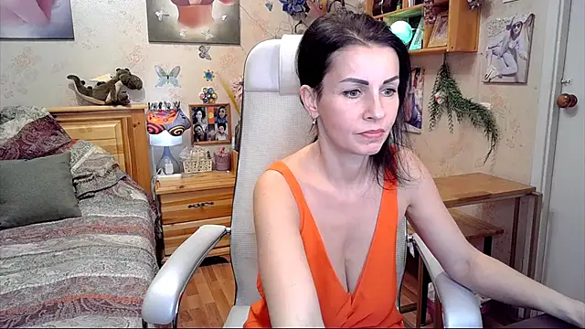 Kendra Mom online show from 02.27.25