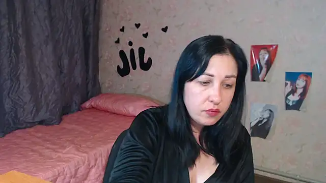 JillStevens online show from 10.19.25