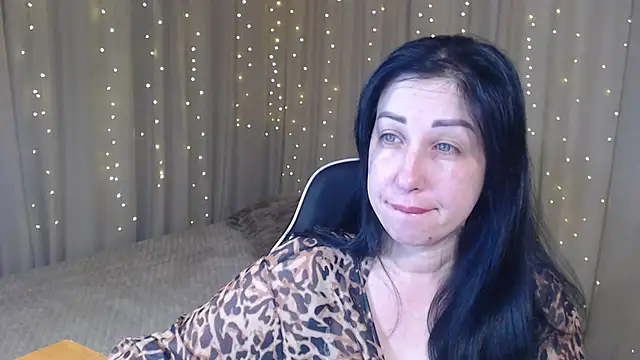 Snapshot of JillStevens chatting on 01.16.26 JillStevens online show from 01.16.26