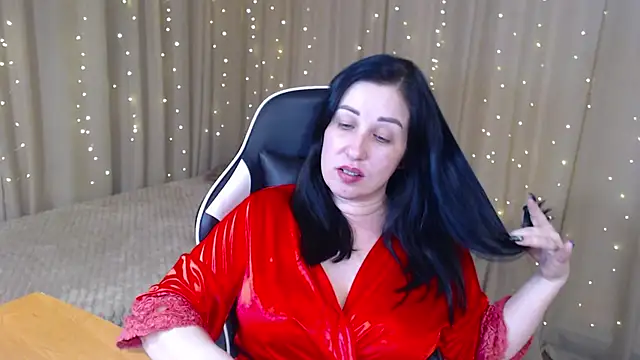 Snapshot of JillStevens chatting on 02.02.26 JillStevens online show from 02.02.26