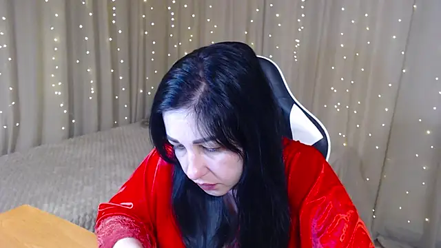 Snapshot of JillStevens chatting on 02.06.26 JillStevens online show from 02.06.26