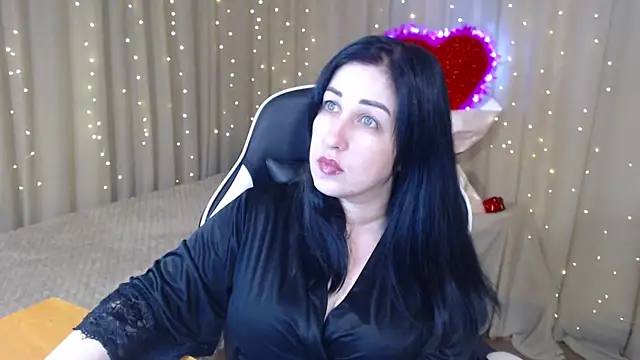 Snapshot of JillStevens chatting on 02.10.26 JillStevens online show from 02.10.26