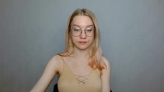 cindi hot online show from 01.23.25